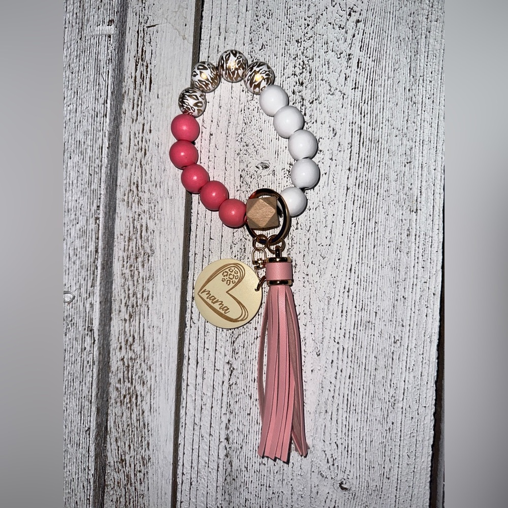 MAMA Keychain 💞 - Picture 2 of 3